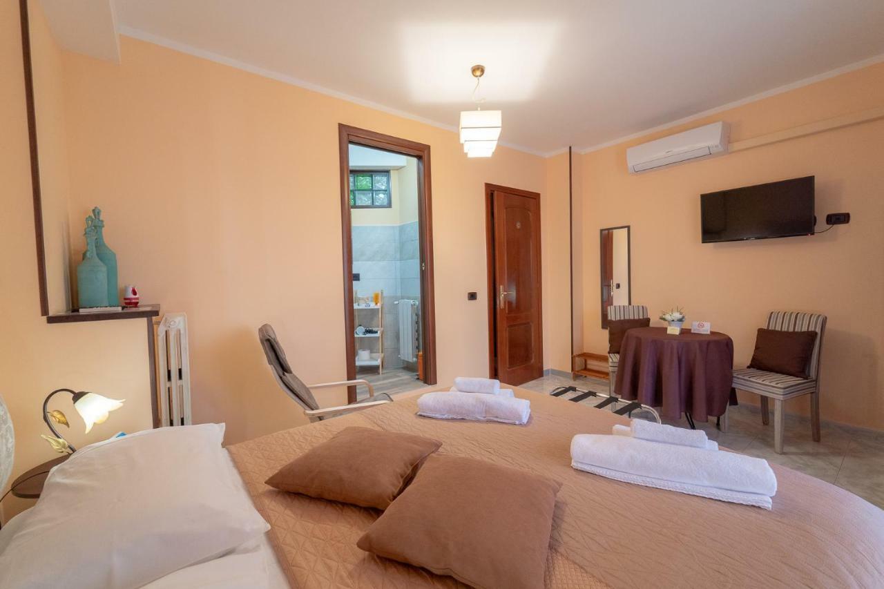 La Rosa - Elegant Rooms Sassari Extérieur photo
