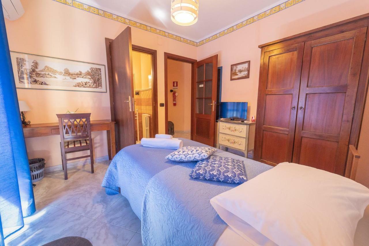 La Rosa - Elegant Rooms Sassari Extérieur photo