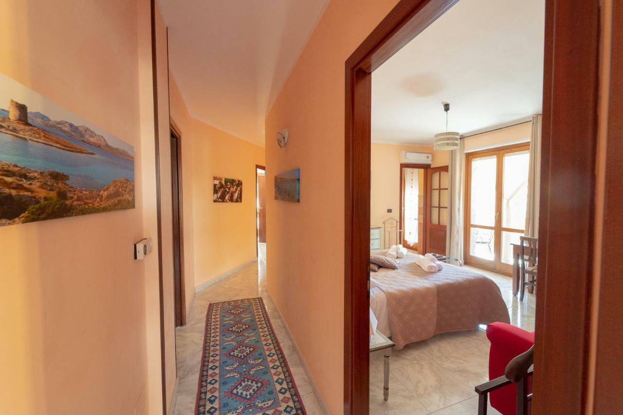 La Rosa - Elegant Rooms Sassari Extérieur photo
