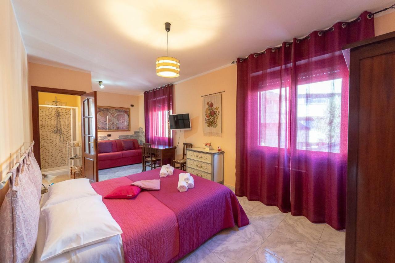 La Rosa - Elegant Rooms Sassari Extérieur photo